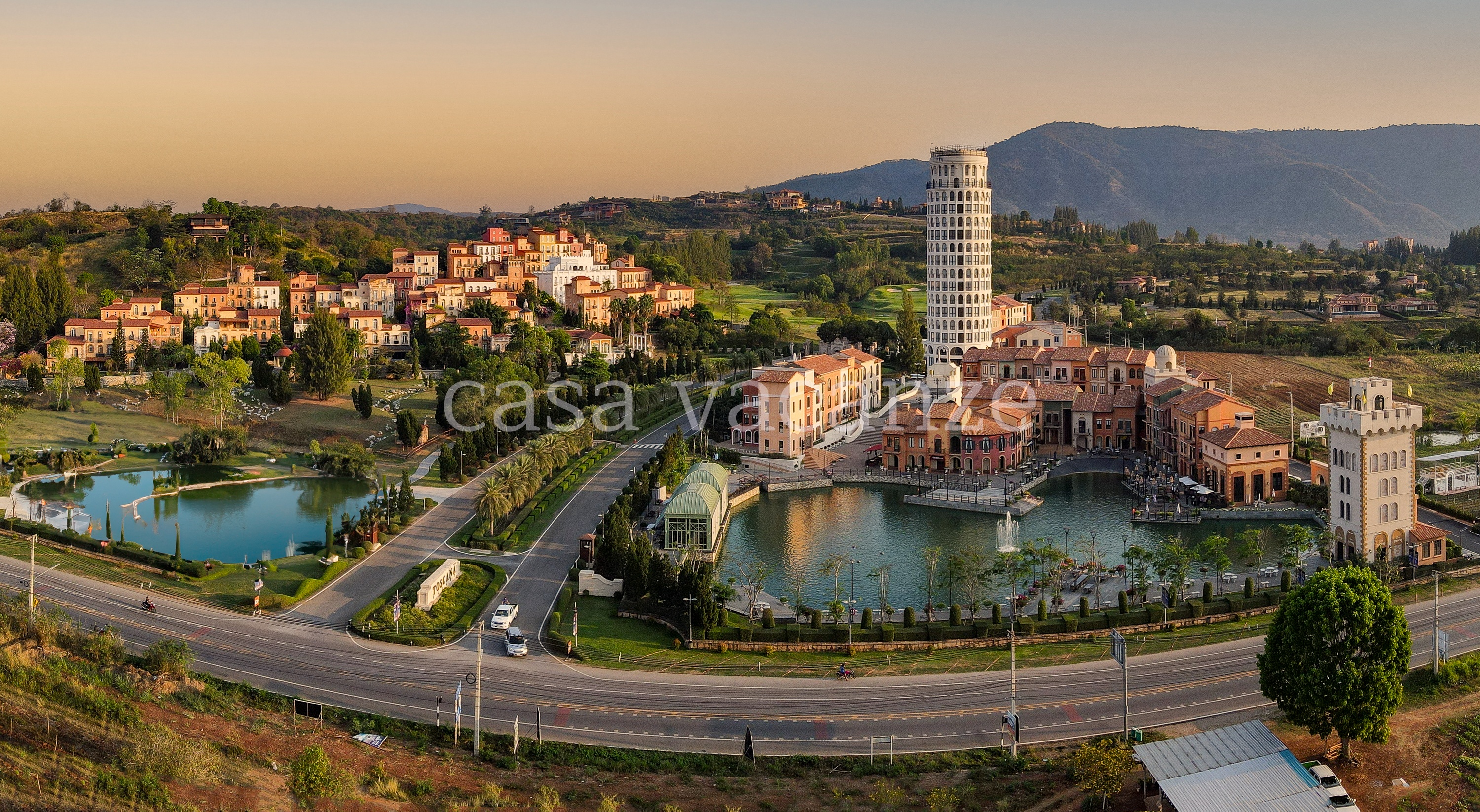 ภาพพาโนรามา Toscana Valley